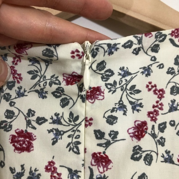 NWT WAYF Tiered Cut out Floral Maxi S - Picture 11 of 15